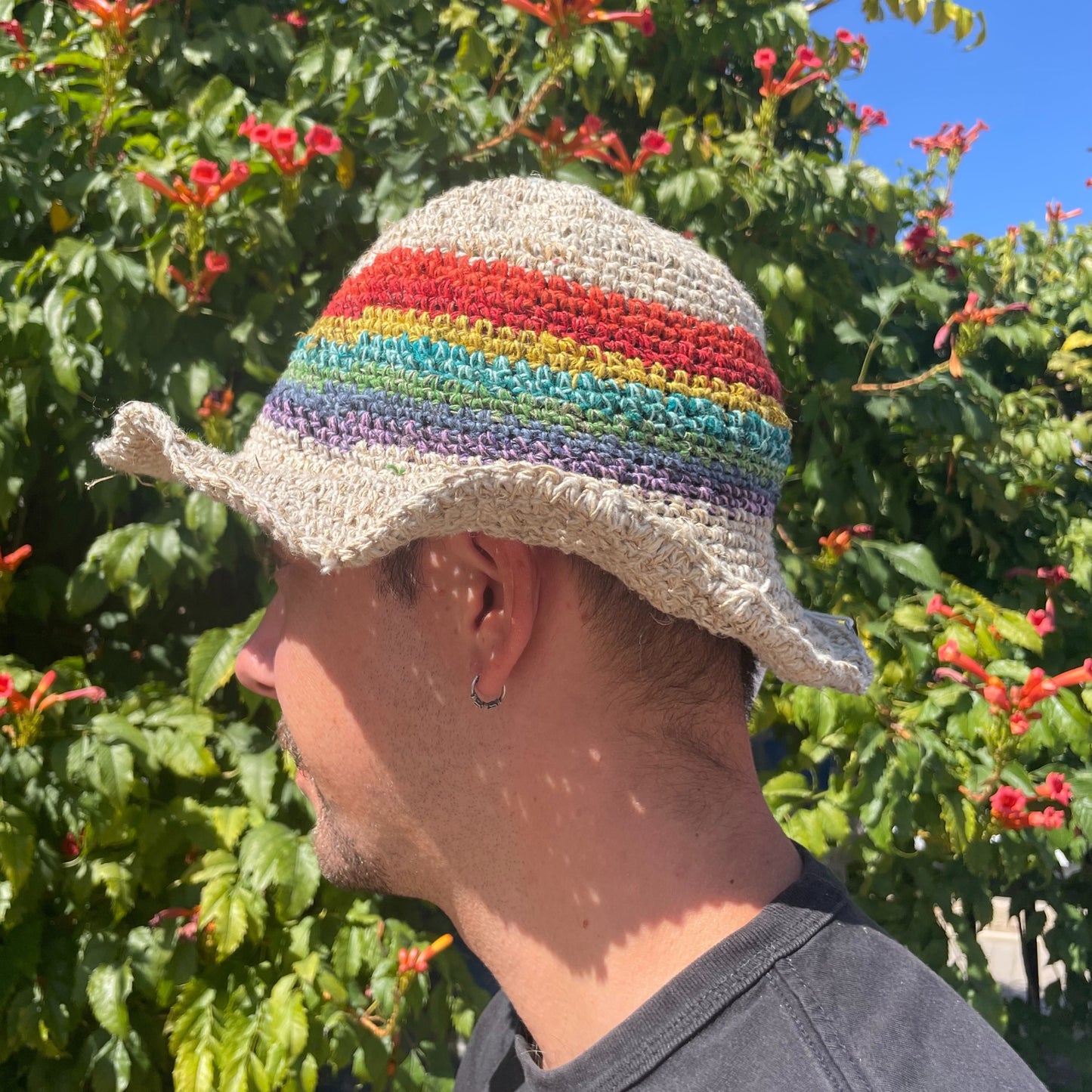 de festival boho de cáñamo y Sombrero  algodón tejido a mano - Arco iris